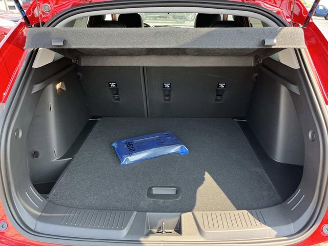 New 2026 Chevrolet Trax LT w/ LT Convenience Package FWD image 20