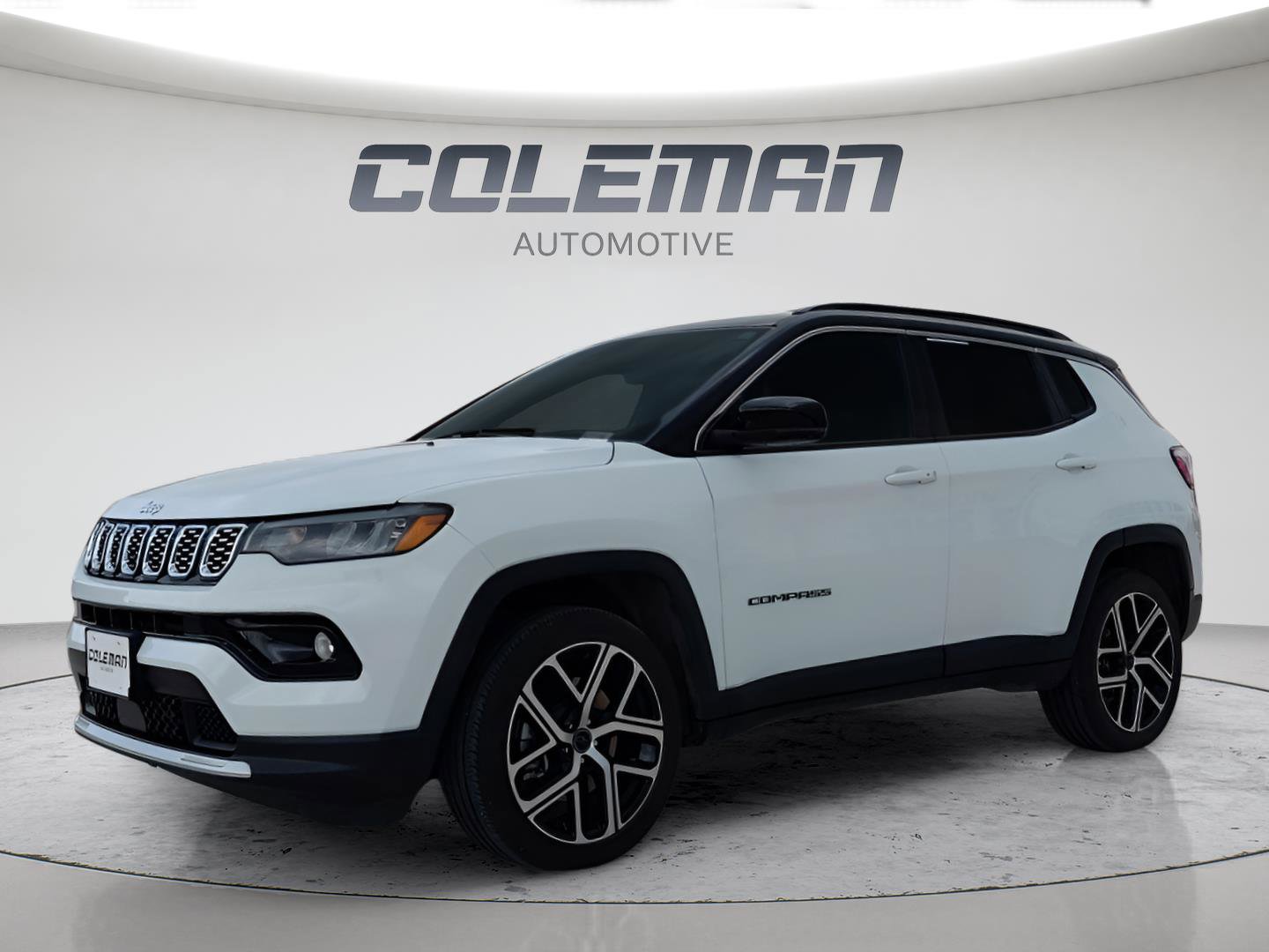Used 2025 Jeep Compass Limited AWD/4WD image 1