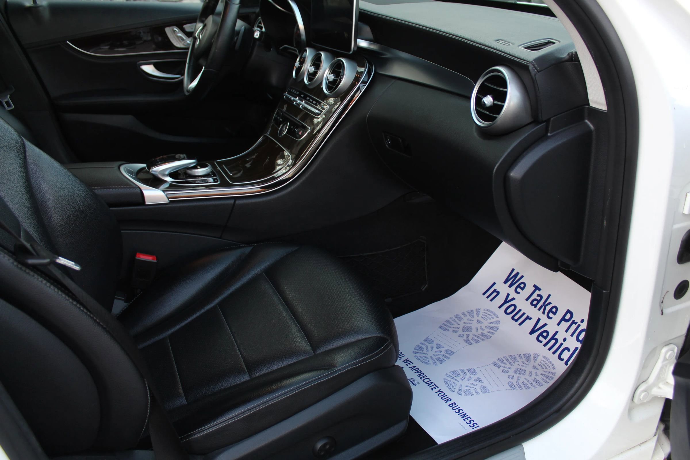 Used 2015 Mercedes-Benz C 300 4MATIC Sedan image 17