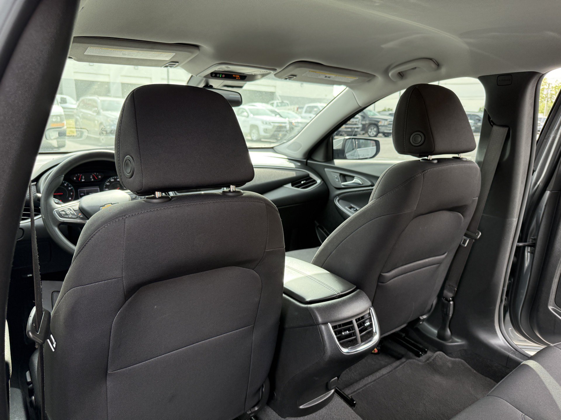 Used 2025 Chevrolet Malibu LT FWD image 29