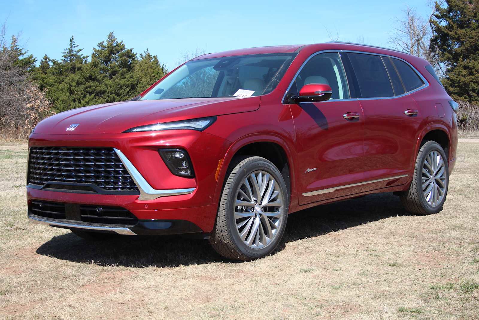 New 2026 Buick Enclave Avenir w/ Super Cruise Package FWD image 3