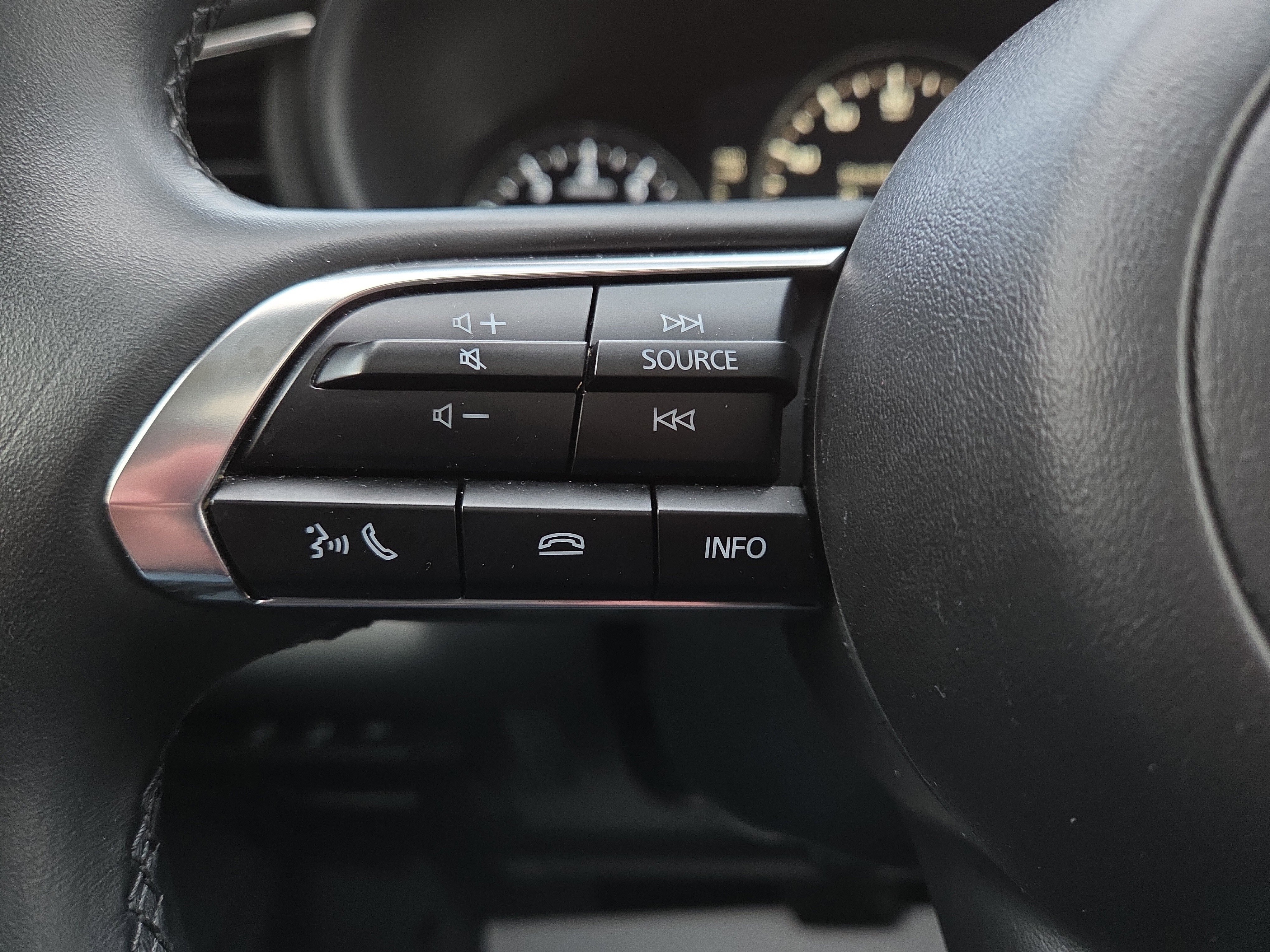 Certified 2025 MAZDA CX-30 AWD 2.5 S w/ Preferred Package image 18