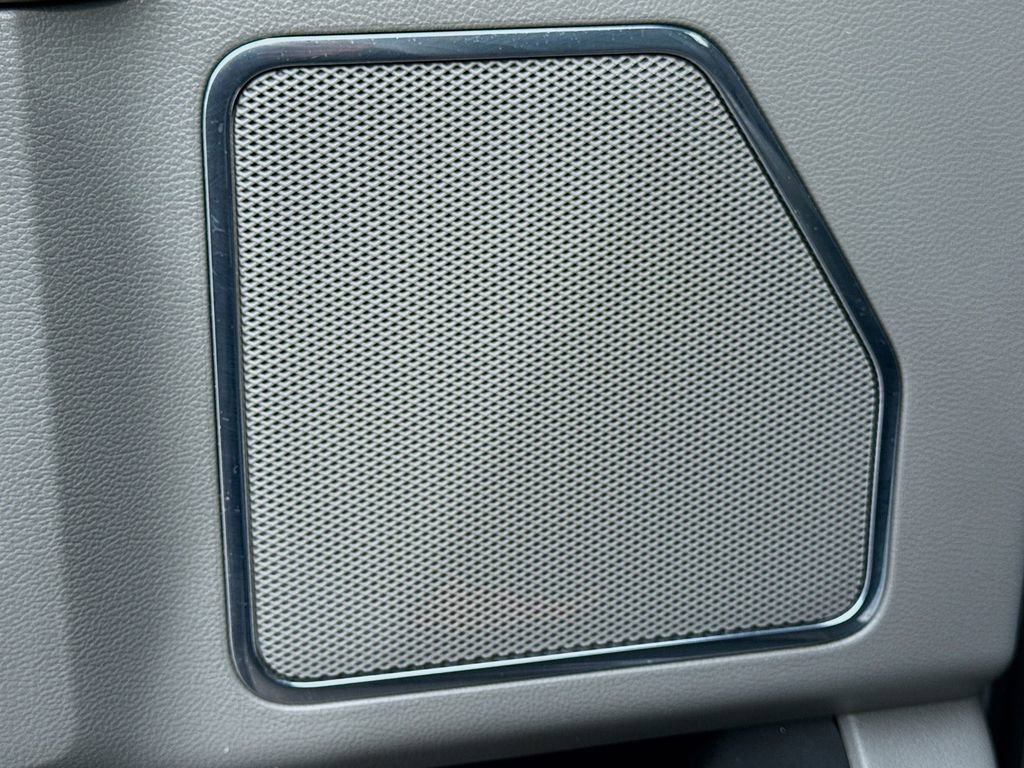 Used 2018 Ford F150 Lariat image 19