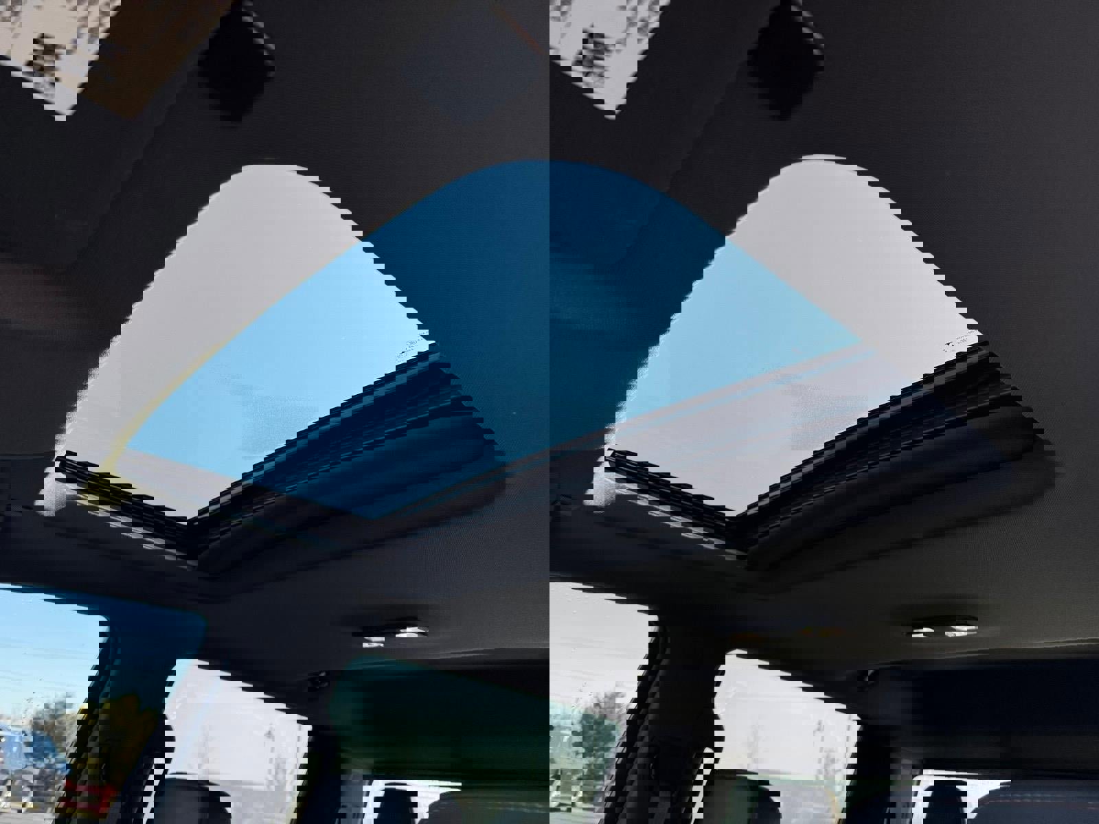 Used 2019 GMC Sierra 1500 AT4 w/ AT4 Premium Package image 5