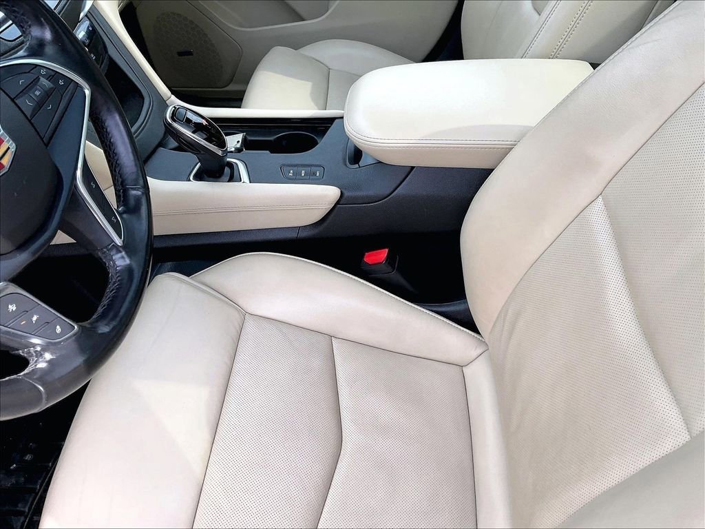 Used 2019 Cadillac XT5 Luxury AWD/4WD image 20