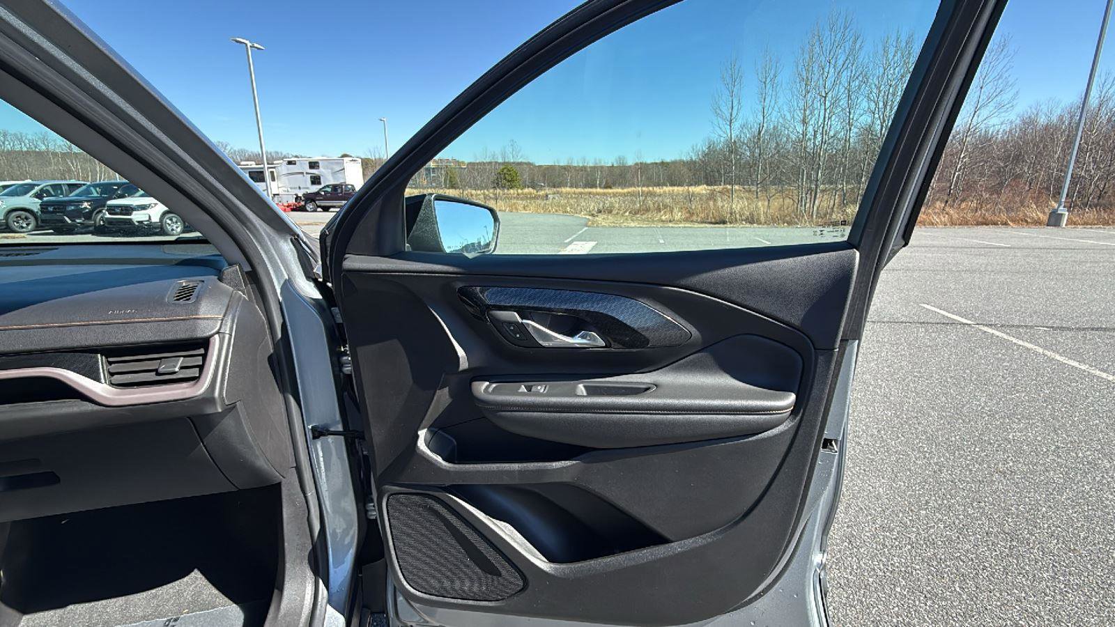 Used 2023 GMC Terrain AT4 image 18