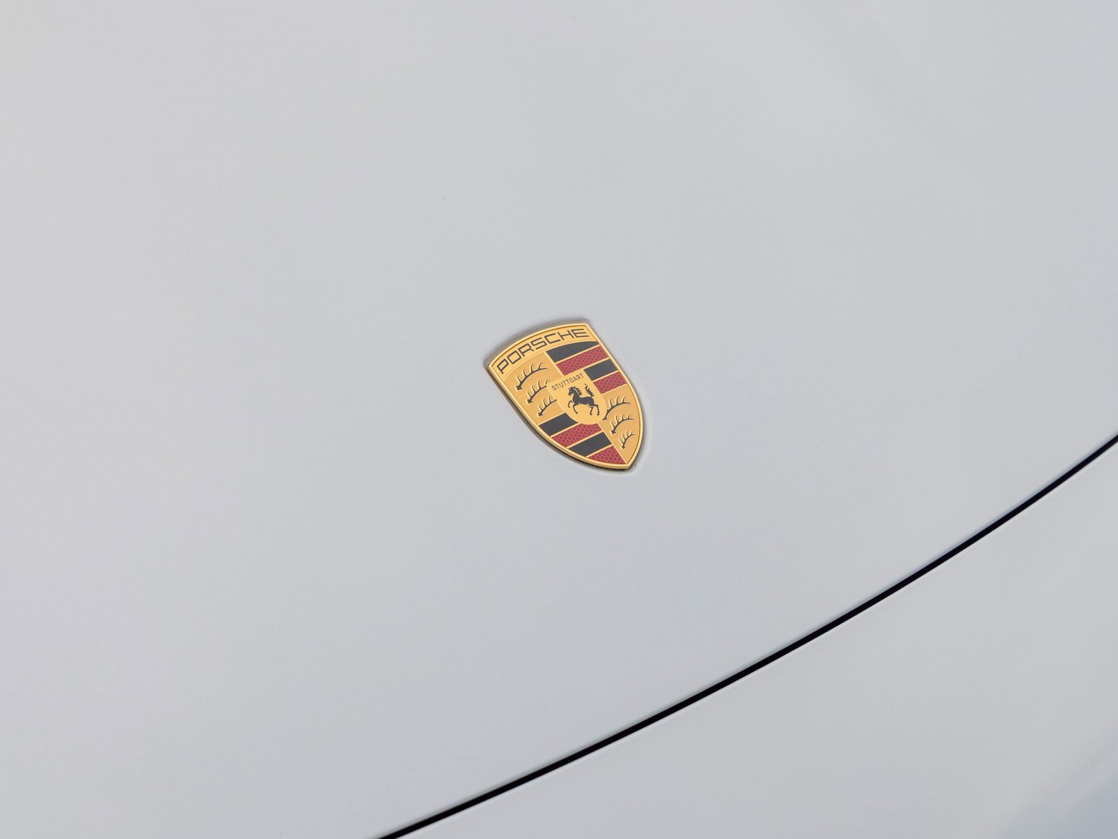 New 2025 Porsche Taycan image 15