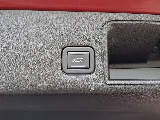 Used 2022 GMC Terrain SLE w/ Driver Convenience Package image 29