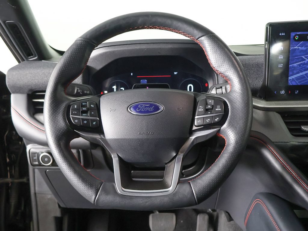 Used 2025 Ford Explorer ST-Line w/ ST-Line Street Pack AWD/4WD image 41