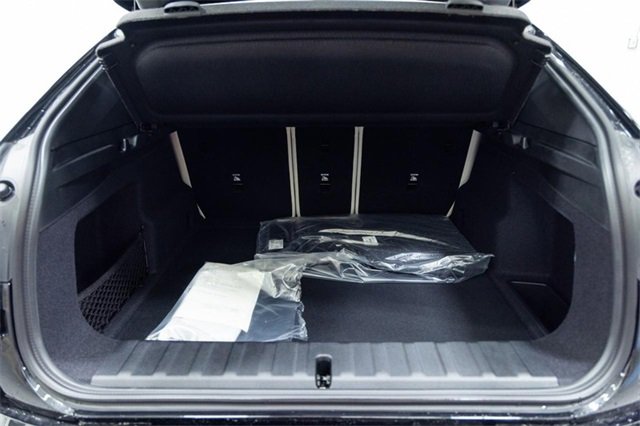 New 2026 BMW X2 xDrive28i image 13