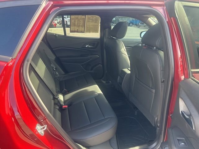 Used 2024 Chevrolet Trax RS w/ Sunroof Package image 16