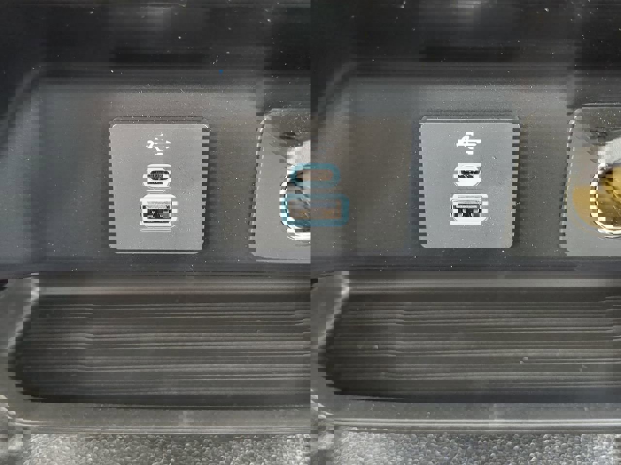 New 2025 Ford F550 2WD Regular Cab Super Duty w/ XL Chrome Package image 19