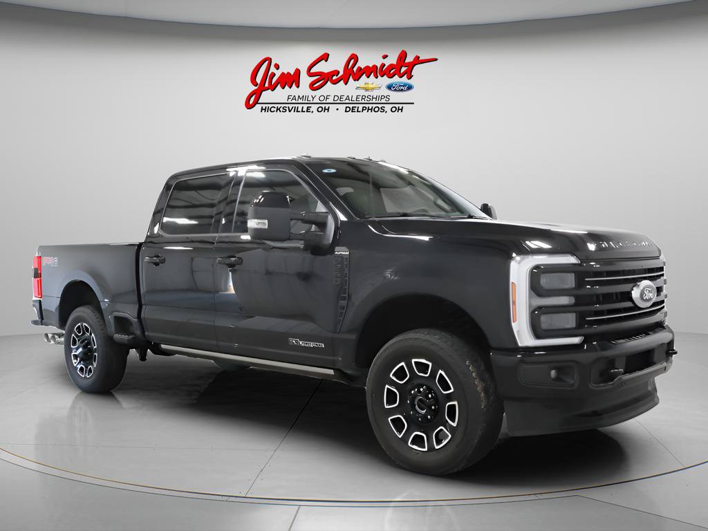 Used 2025 Ford F250 Platinum AWD/4WD image 2