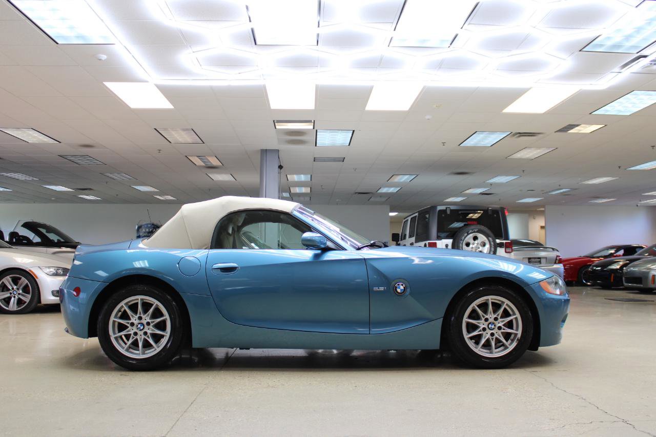 Used 2003 BMW Z4 2.5i RWD image 18