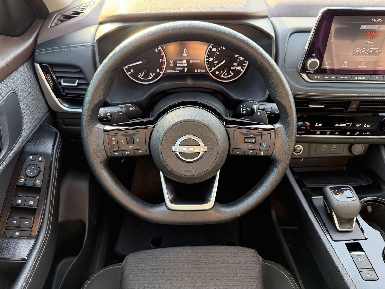 Certified 2022 Nissan Rogue SV image 24