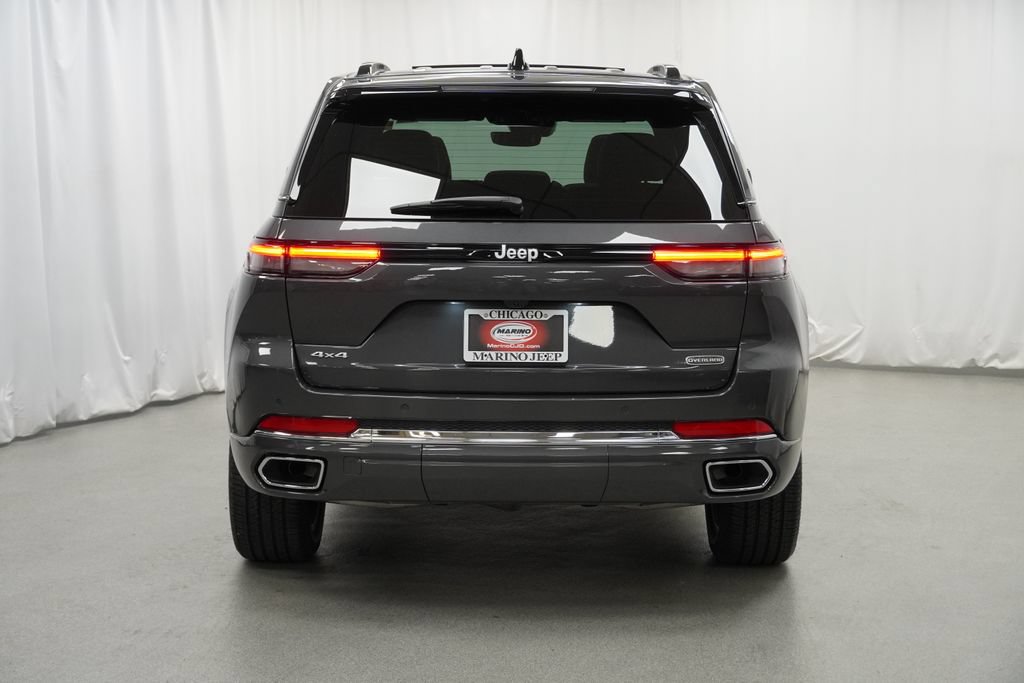 Certified 2025 Jeep Grand Cherokee Overland w/ Trailer Tow Package AWD/4WD image 11