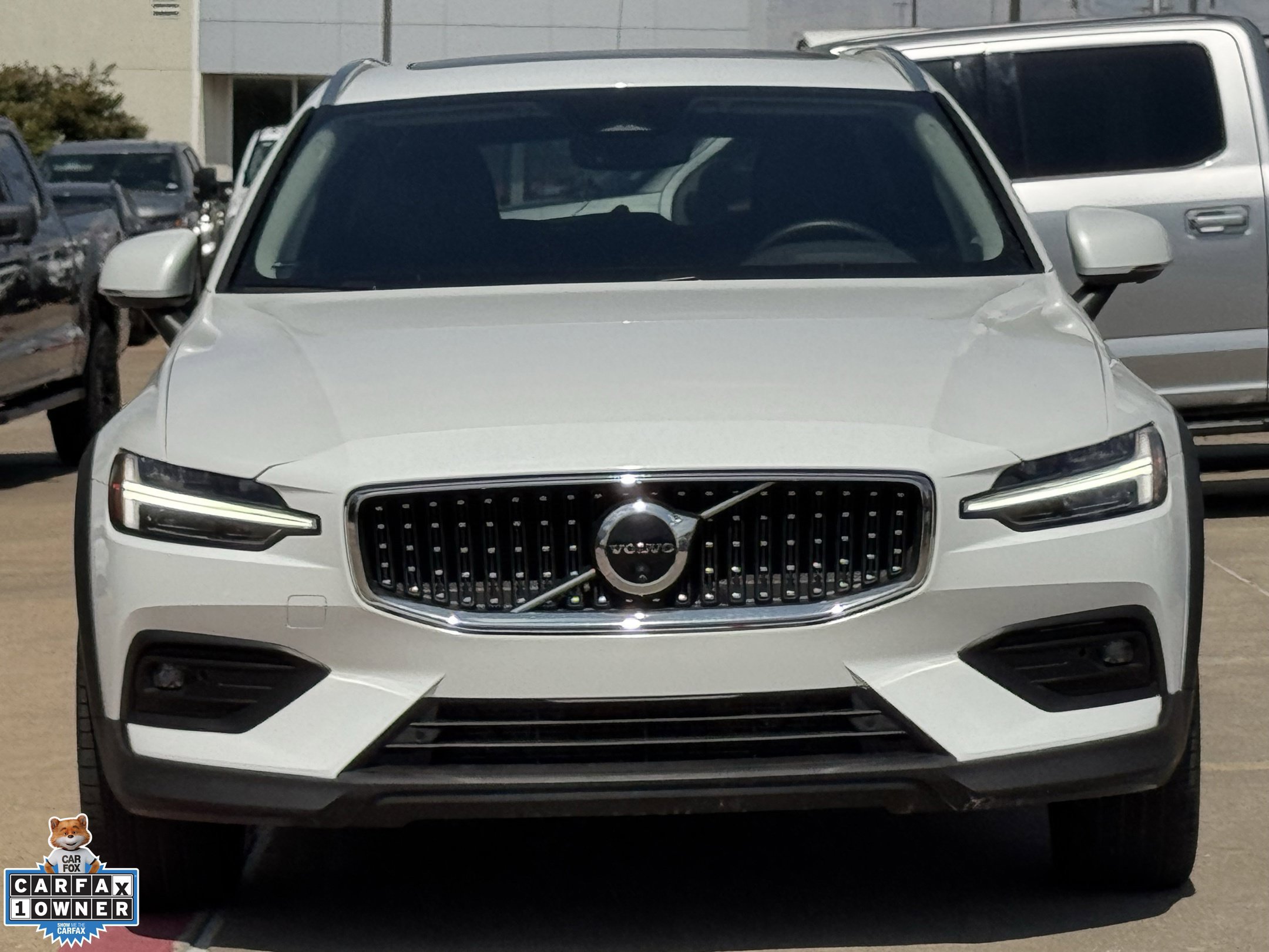 Used 2025 Volvo V60 B5 Cross Country Plus AWD/4WD image 7