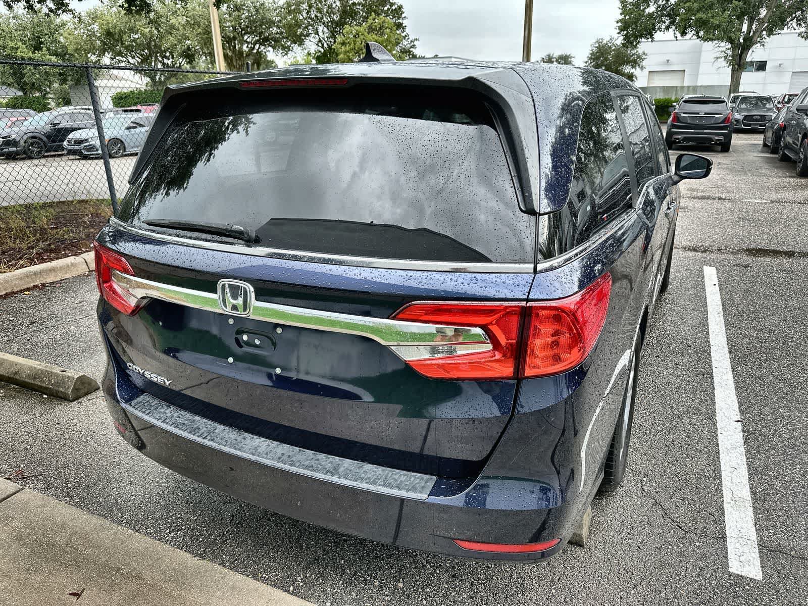Used 2018 Honda Odyssey EX image 8