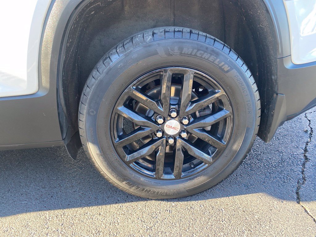 Used 2018 GMC Acadia SLT w/ LPO, Black Accent Package AWD/4WD image 9