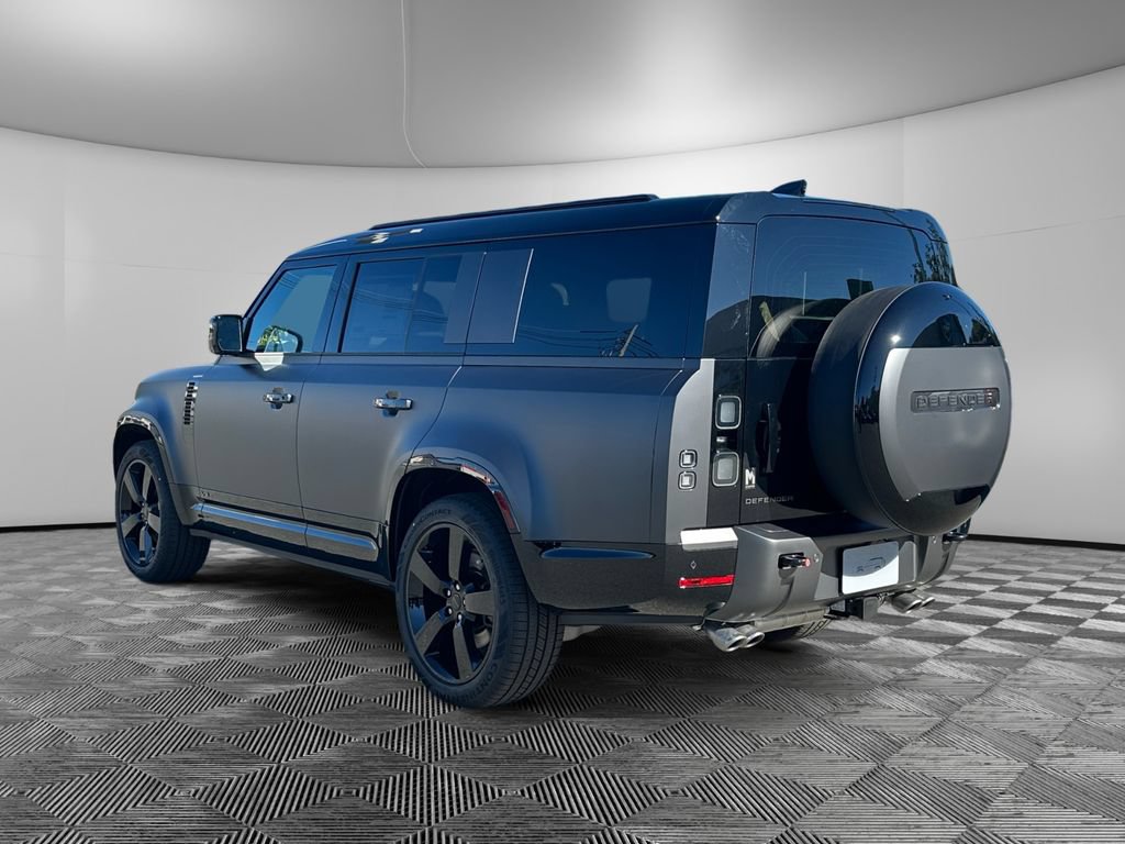 New 2026 Land Rover Defender 130 V8 AWD/4WD image 3