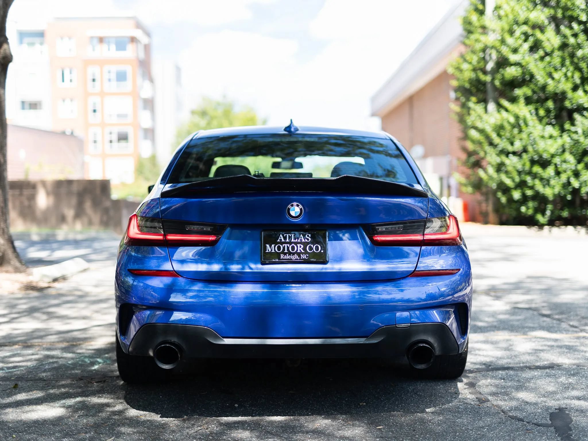 Used 2022 BMW 330i Sedan w/ M Sport Package RWD image 9