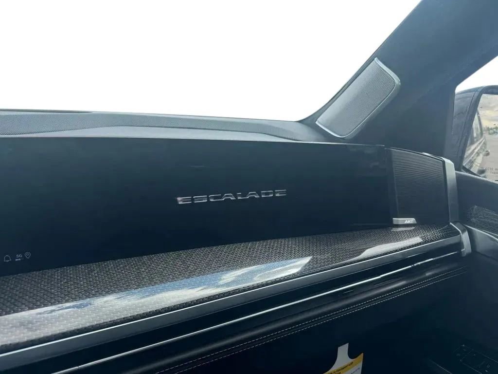 New 2026 Cadillac Escalade V w/ LPO, Floor Liner Package AWD/4WD image 31