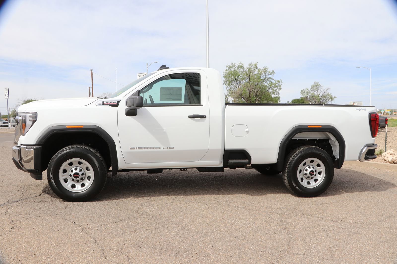 New 2025 GMC Sierra 3500 Pro image 4