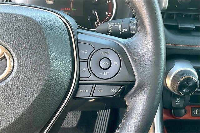 Used 2024 Toyota RAV4 Adventure image 17