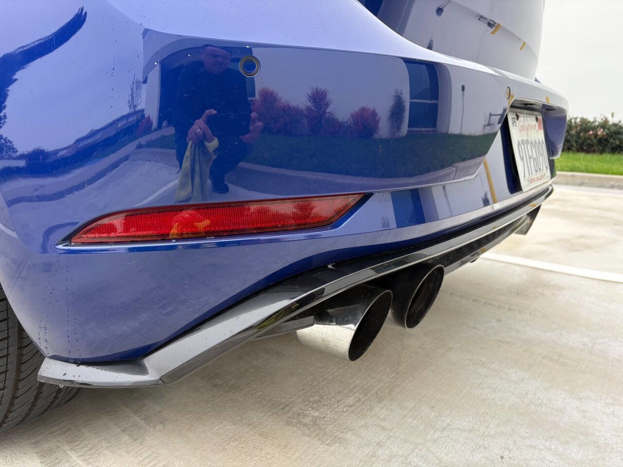 Used 2018 Volkswagen Golf R 4-Door image 25