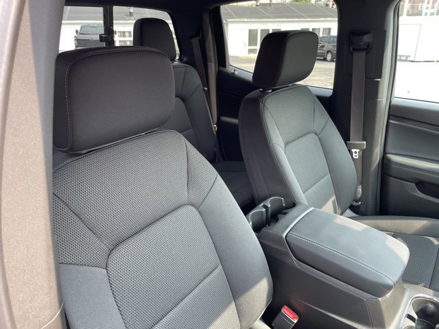 Used 2025 GMC Canyon Elevation image 31