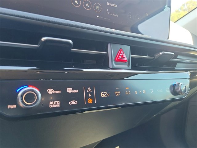 New 2025 Kia EV6 Light w/ Light LR Technology Package image 26