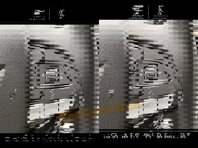 Certified 2023 Cadillac Escalade Premium Luxury w/ Performance Package image 18