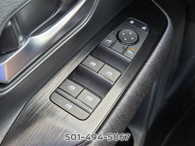 Used 2026 Nissan Kicks SV w/ SV Premium Package FWD image 25