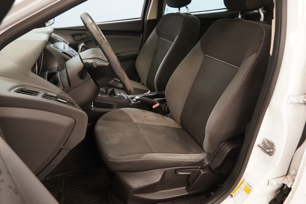 Used 2012 Ford Focus S FWD image 3