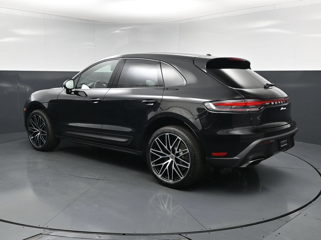 New 2026 Porsche Macan AWD/4WD image 3