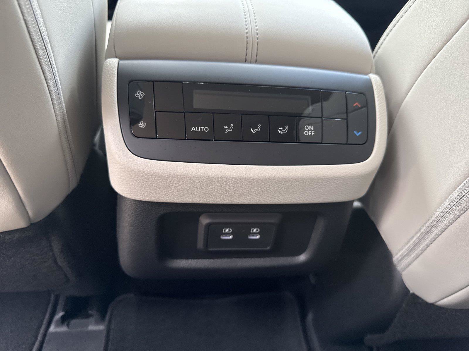 New 2026 Nissan Pathfinder SL FWD image 25