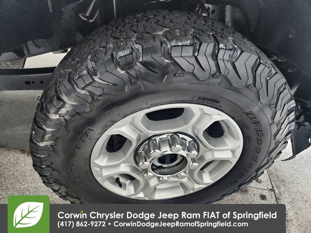 Used 2025 Ford F250 XLT image 33