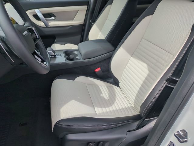 New 2026 Land Rover Discovery Sport Landmark image 12