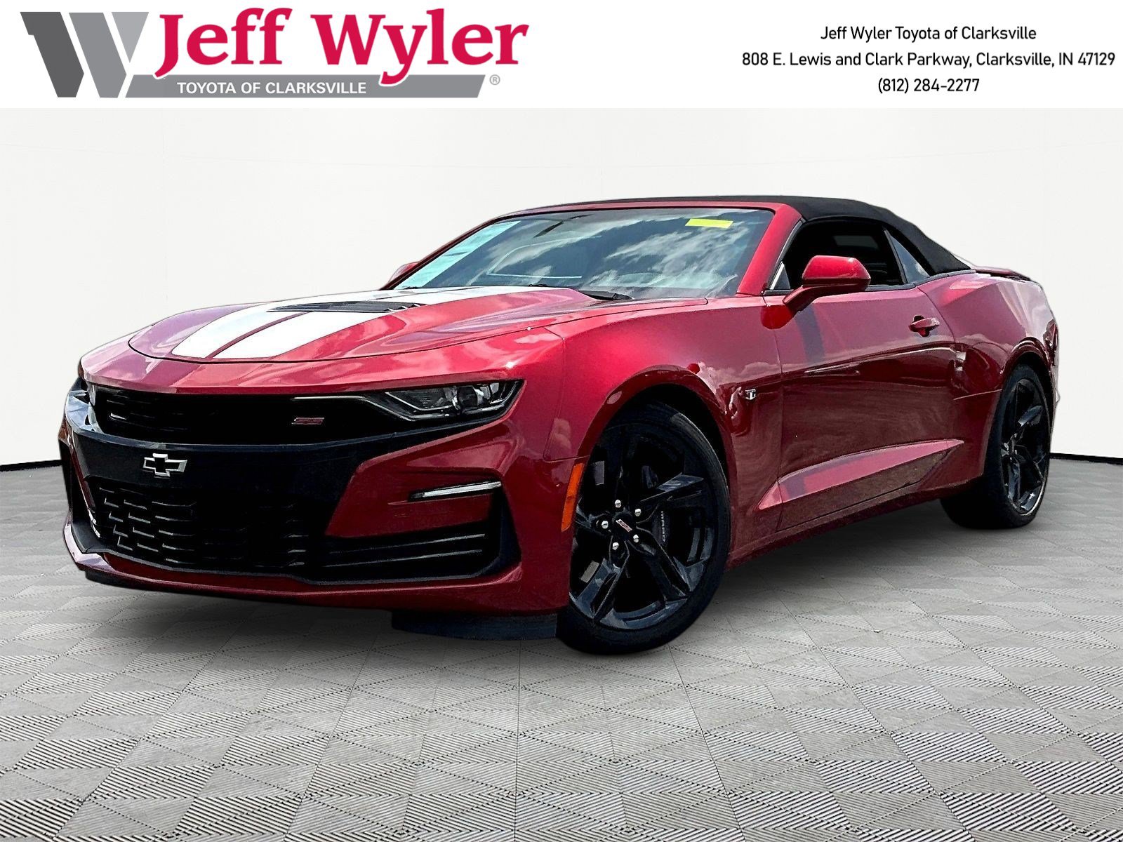Used 2019 Chevrolet Camaro SS RWD image 1