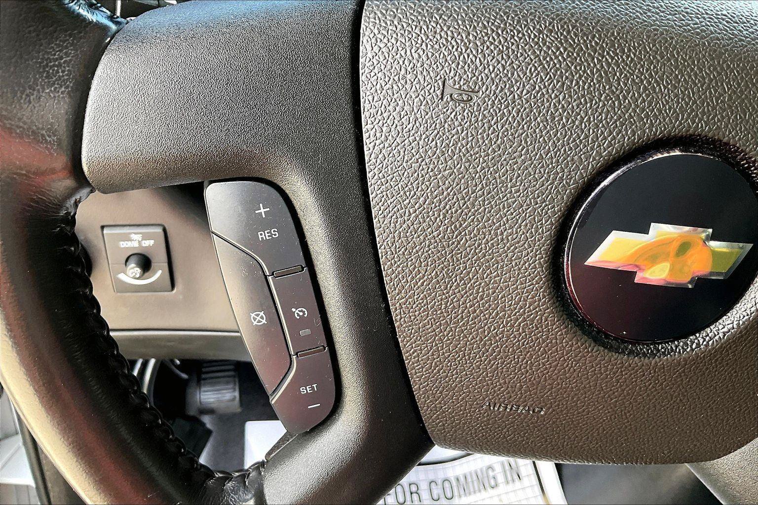 Used 2023 Chevrolet Express 2500 w/ Driver Convenience Package RWD image 10