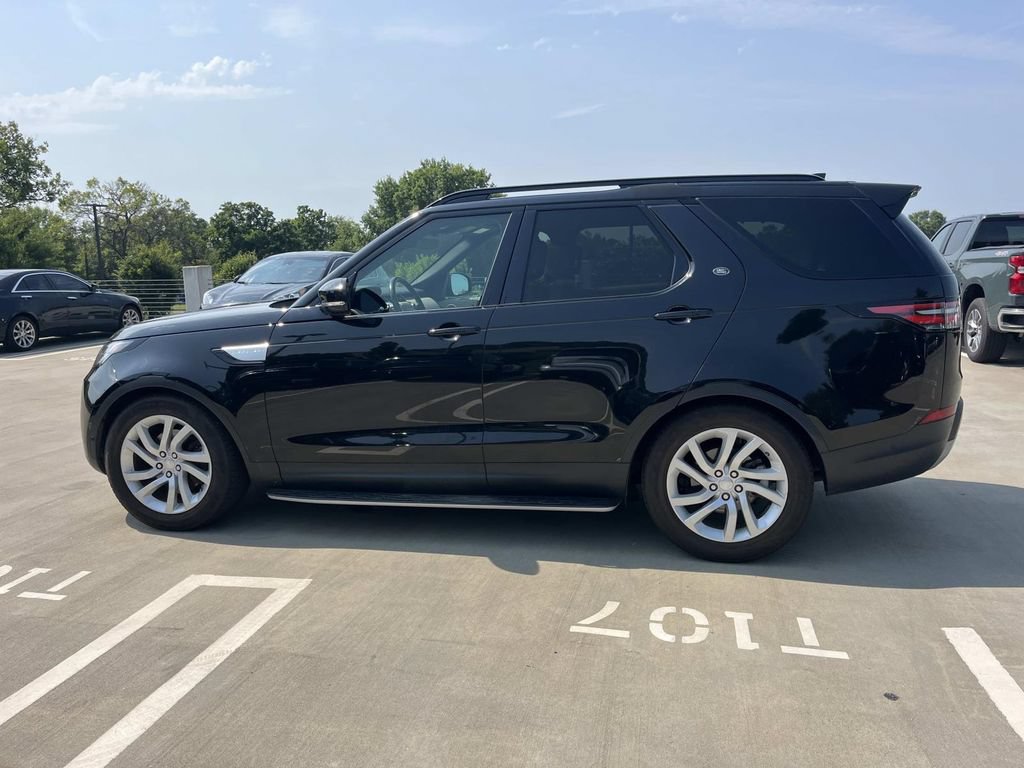 Used 2020 Land Rover Discovery HSE AWD/4WD image 2