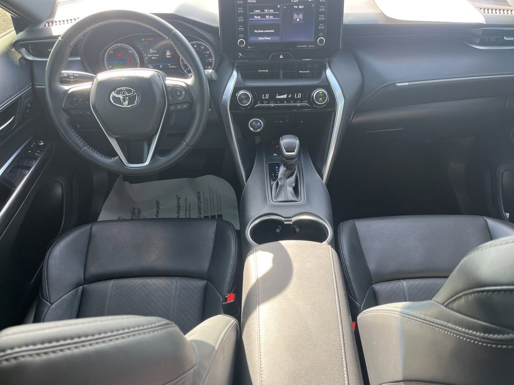 Used 2021 Toyota Venza XLE image 26