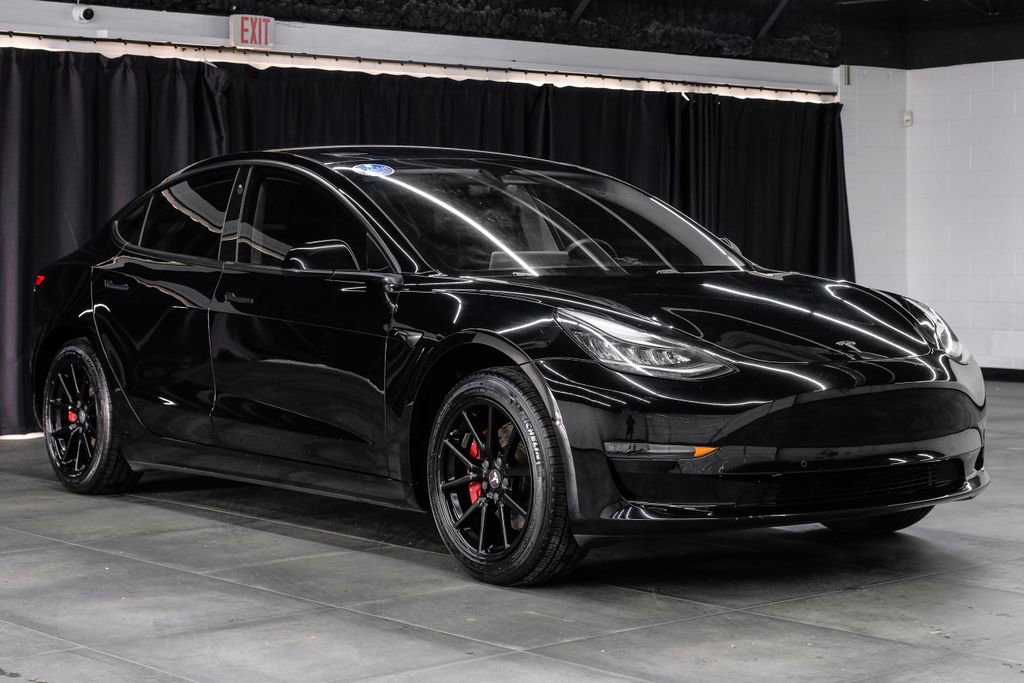 Used 2018 Tesla Model 3 Long Range image 9