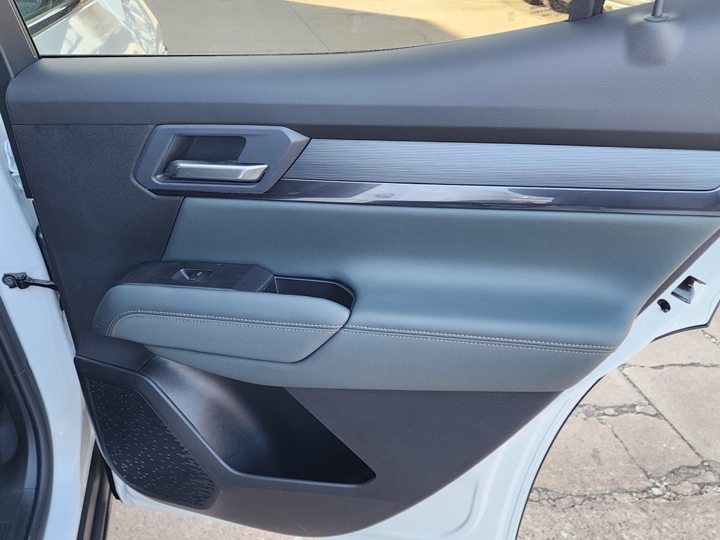 New 2026 GMC Terrain AT4 w/ Convenience Package III image 42