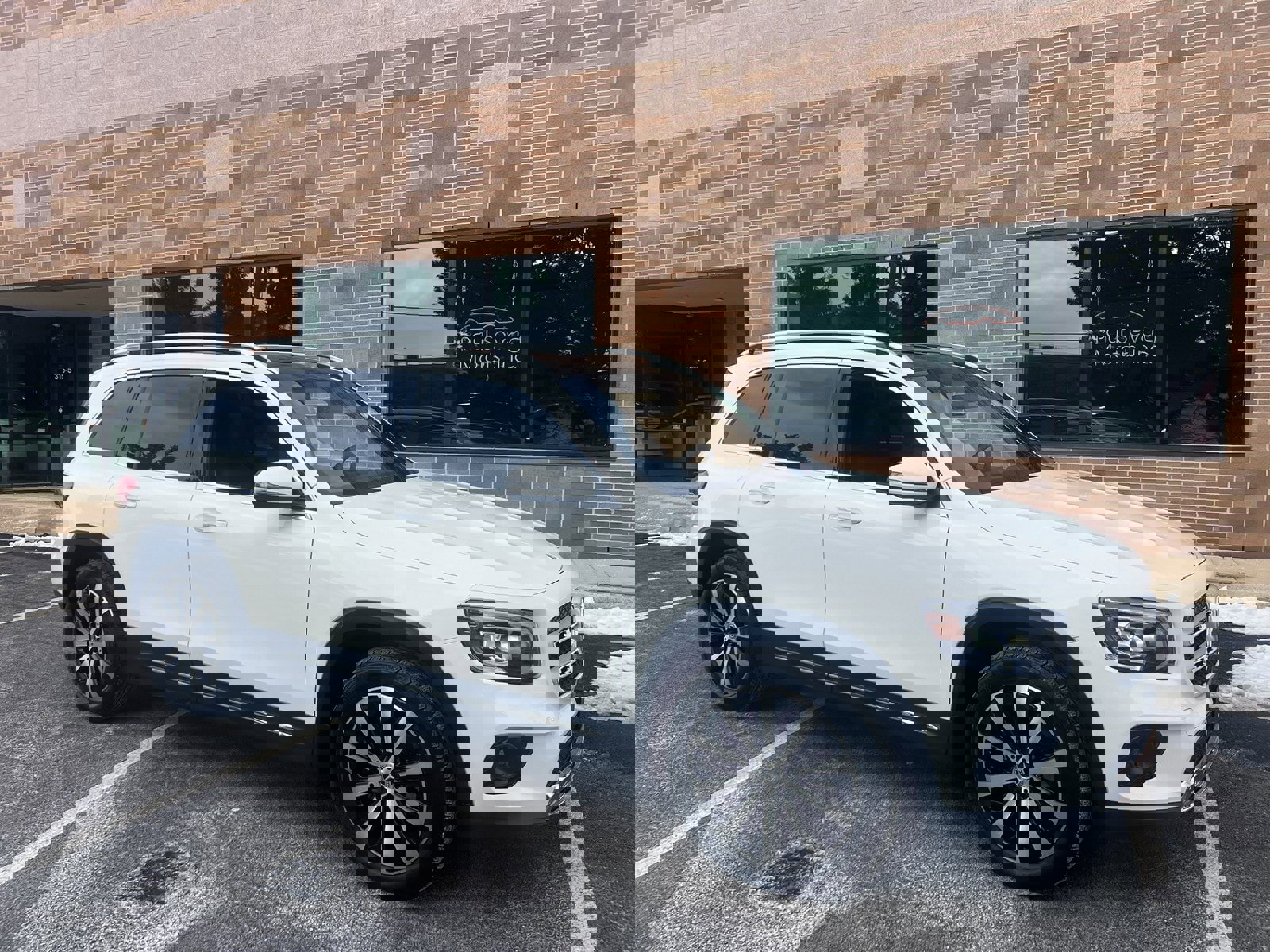 Used 2022 Mercedes-Benz GLB 250 4MATIC image 35