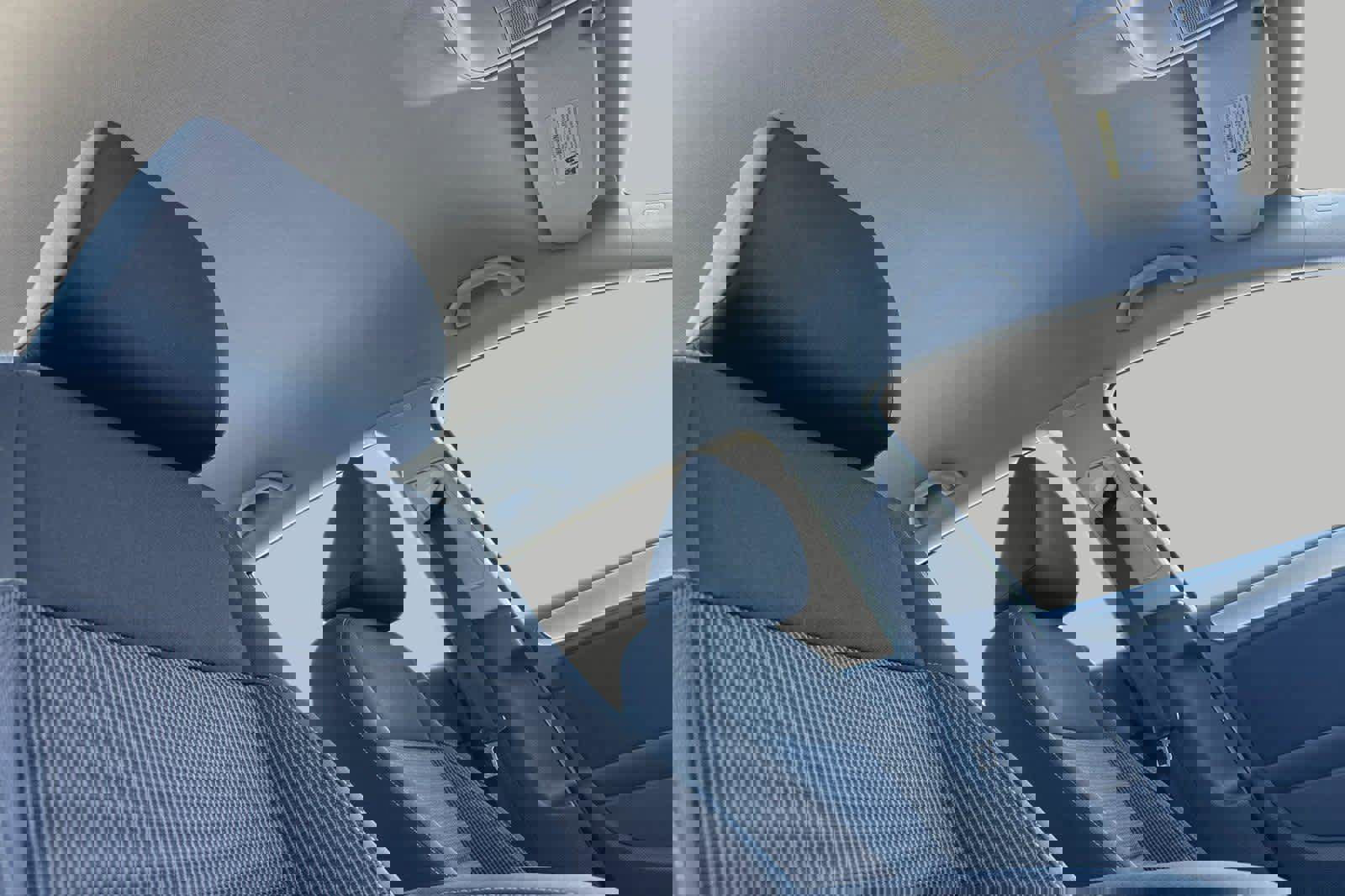 Used 2012 Volkswagen Golf TDI image 19