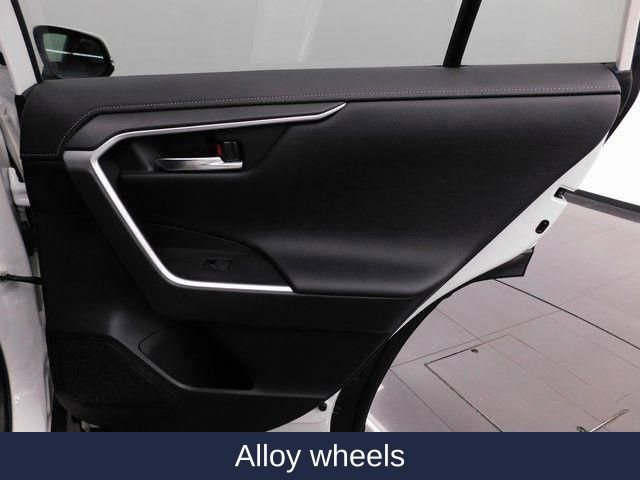 Used 2022 Toyota RAV4 Limited image 34