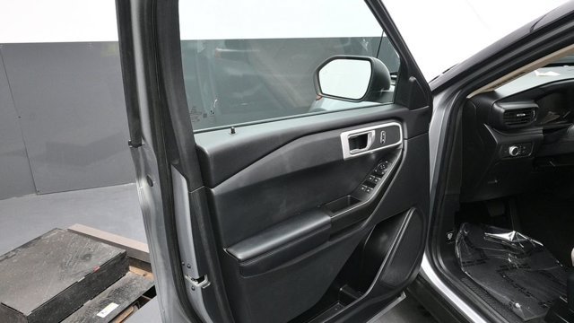 Used 2021 Ford Explorer 4WD image 17