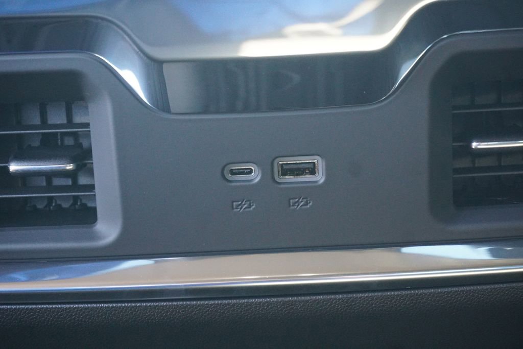 New 2026 GMC Sierra 1500 Elevation w/ Elevation Premium Package image 24