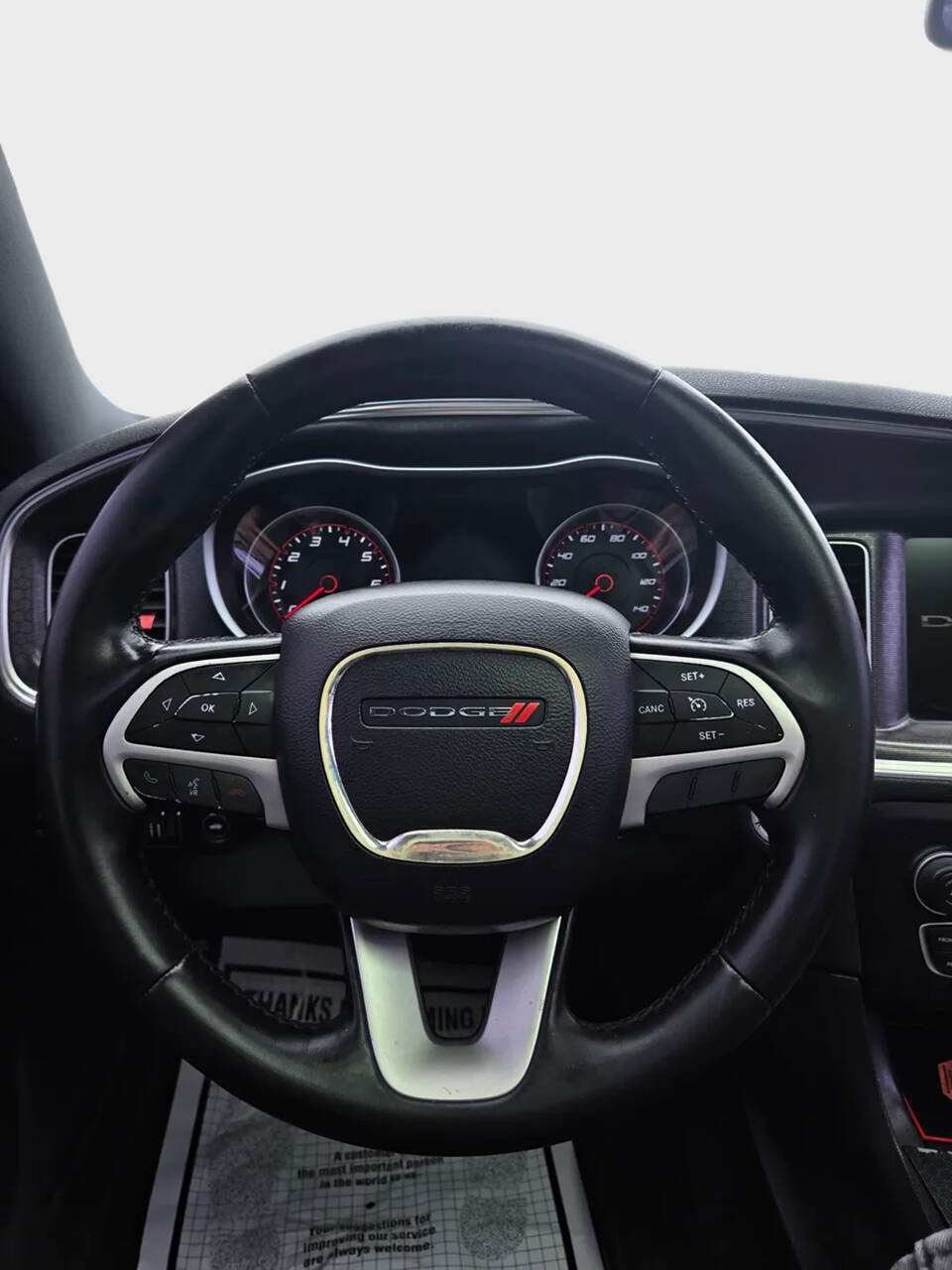 Used 2015 Dodge Charger SXT RWD image 8